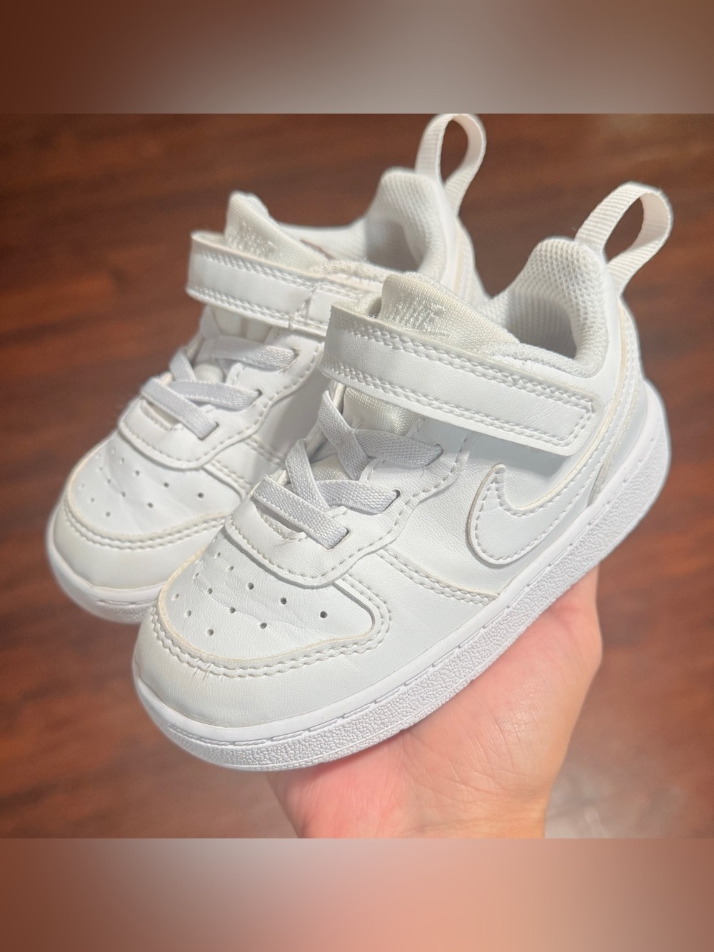 Nike Court Borough Low Toddler White Sneakers size 7c Hook & Loop